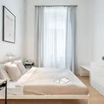 Convenient At Trendy Neighbourhood