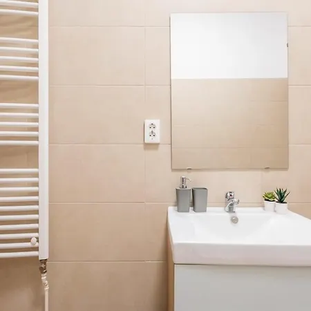 Apartamento Convenient At Trendy Neighbourhood Budapeste