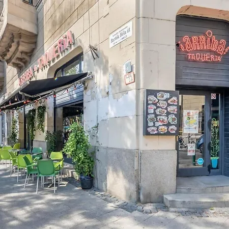 Convenient At Trendy Neighbourhood Будапешт