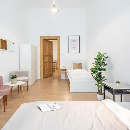 Convenient At Trendy Neighbourhood Budapeste