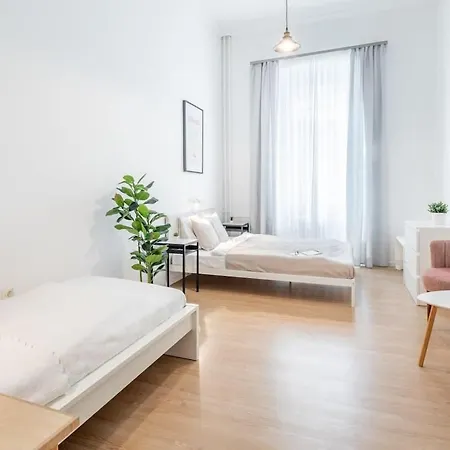 Apartamento Convenient At Trendy Neighbourhood Budapeste