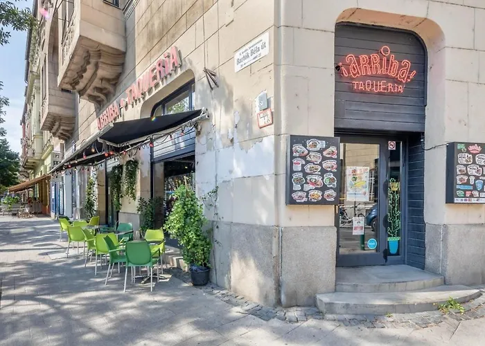Convenient At Trendy Neighbourhood Будапешт